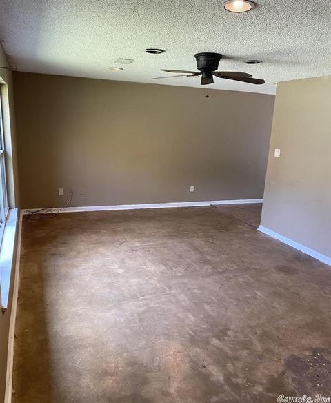 2322 Wright Ave, Benton, AR 72019 photo 4