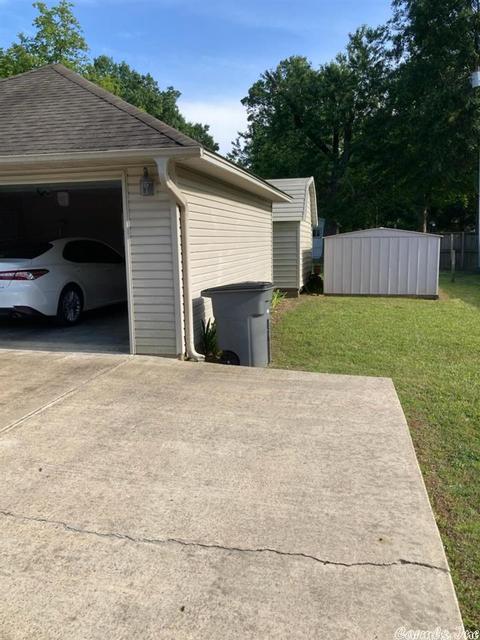 605 N Holly St, Beebe, AR 72012 photo 3