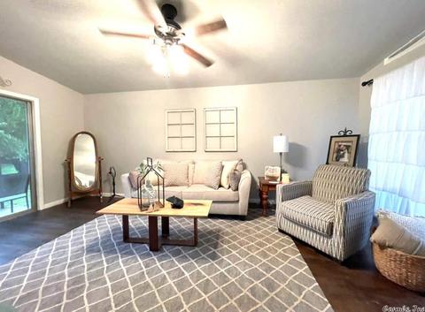 1208 Crystal Dr, Benton, AR 72015 photo 3