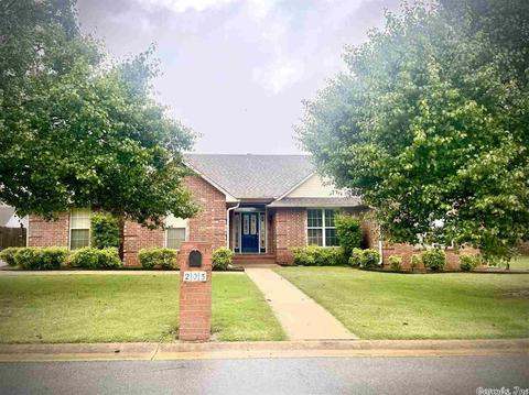 205 Crain Dr, Searcy, AR 72143 photo 1