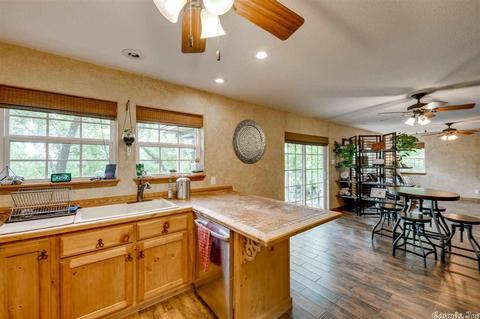 9 Overlook Trl, Conway, AR 72032 photo 5