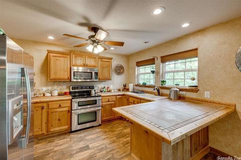 9 Overlook Trl, Conway, AR 72032 photo 4