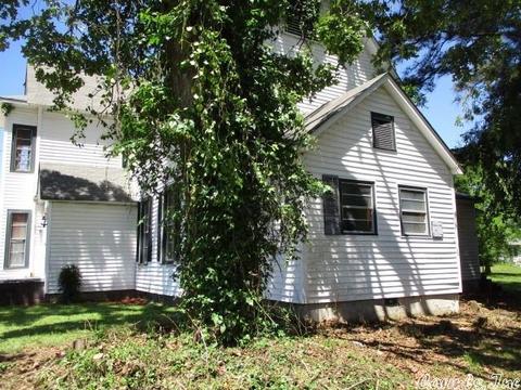 412 W Pine St, Warren, AR 71671 photo 3