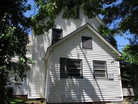 412 W Pine St, Warren, AR 71671 photo 6