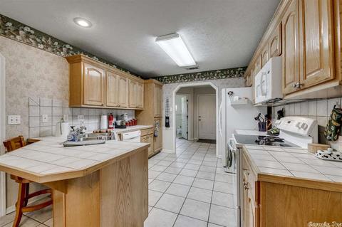 1696 Highpoint Dr, Conway, AR 72034 photo 9