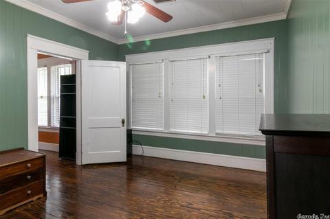 413 Locust St, Conway, AR 72034 photo 31