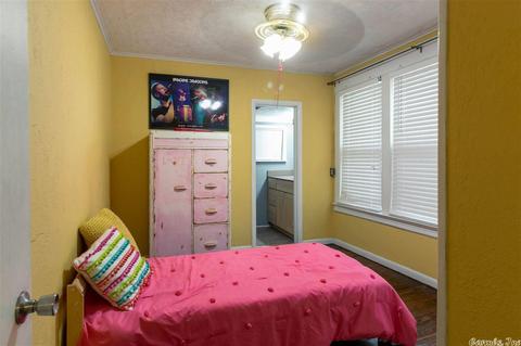 413 Locust St, Conway, AR 72034 photo 28