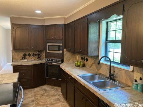 9400 Jimbert, Pine Bluff, AR 71603 photo 9