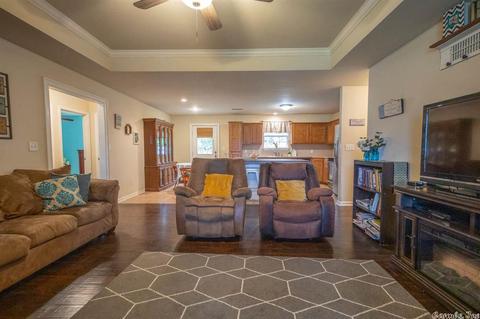 3114 Longmeadow Dr, Bryant, AR 72022 photo 5