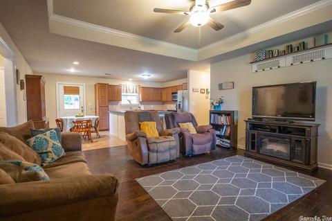 3114 Longmeadow Dr, Bryant, AR 72022 photo 4