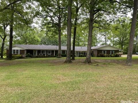 4106 Pine, Bryant, AR 72022 photo 1