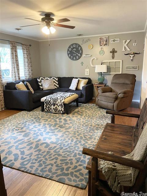 1306 Jameson, Benton, AR 72015 photo 2