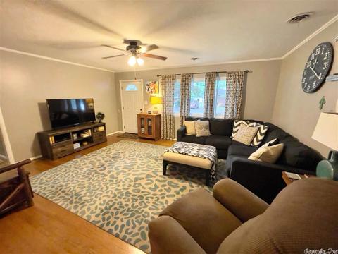 1306 Jameson, Benton, AR 72015 photo 4