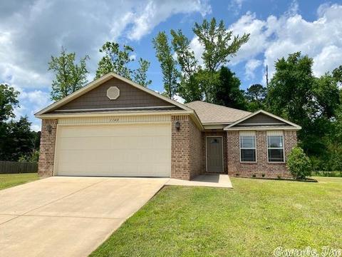 1140 Oak Glenn Loop, Bryant, AR 72022 photo 1