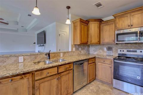 145 Bobwhite Trl, Lonoke, AR 72086 photo 13