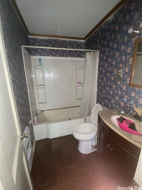 6 E Richard Dr, White Hall, AR 71602 photo 9