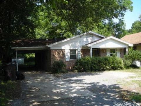 2006 S Fox St, Pine Bluff, AR 71603 photo 1
