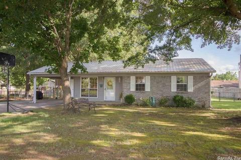 1807 Orangewood Cv, Beebe, AR 72012 photo 1