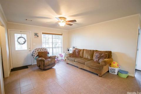 1807 Orangewood Cv, Beebe, AR 72012 photo 3