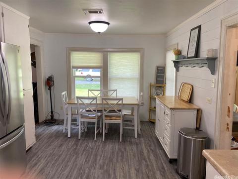 208 Jackson St, Hazen, AR 72064 photo 9