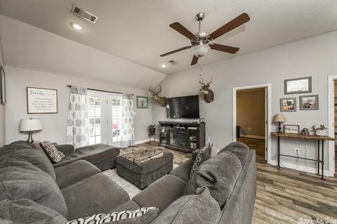 17 Graddy Loop, Vilonia, AR 72173 photo 8