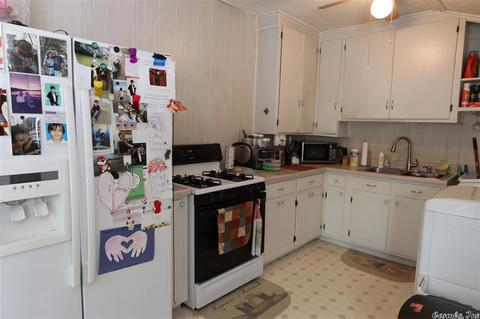 907 Spangle St, Benton, AR 72015 photo 5