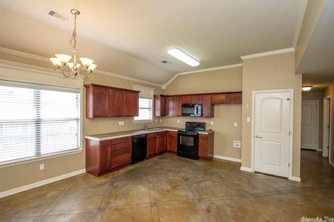 703 Maia Loop, Benton, AR 72019 photo 2