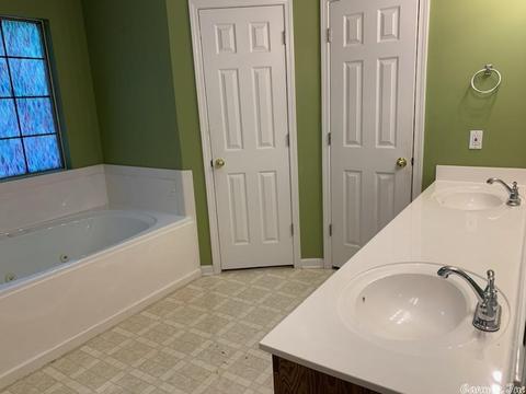 213 Greenfield Dr, Benton, AR 72019 photo 11