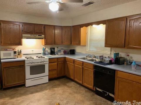 710 E Sullenberger Ave, Malvern, AR 72104 photo 4