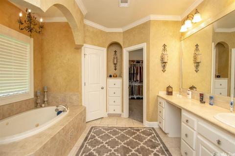 423 Demuth Ln, Benton, AR 72019 photo 11
