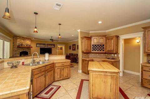 423 Demuth Ln, Benton, AR 72019 photo 6