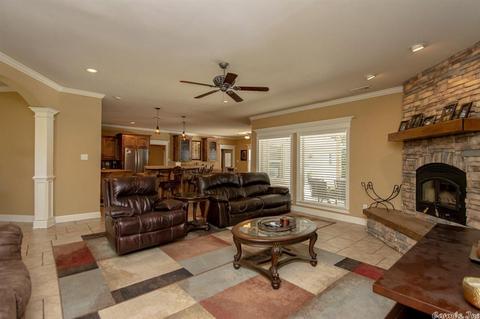 423 Demuth Ln, Benton, AR 72019 photo 3