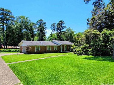 1201 W Maple Ave, De Queen, AR 71832 photo 1