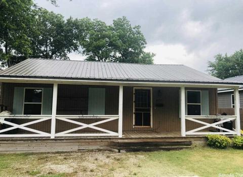 421 NW 3rd, Walnut Ridge, AR 72476 photo 1