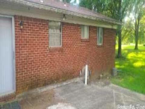 207 Phillips 334 Loop, West Helena, AR 72390 photo 5