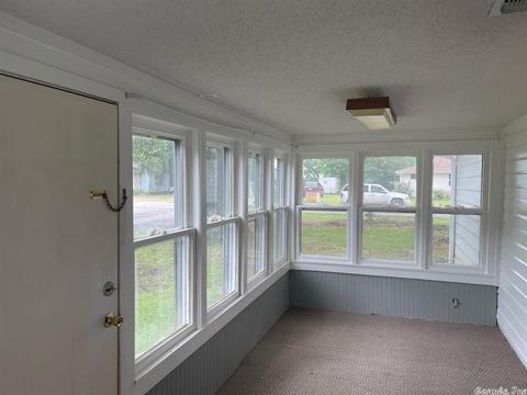 1110 Ninth St, Mena, AR 71953 photo 4