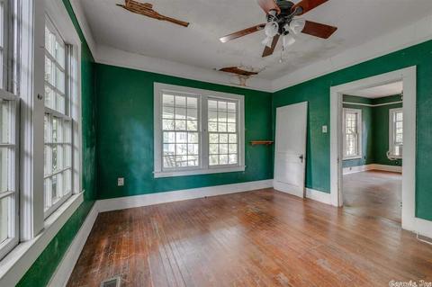1117 Clifton St, Conway, AR 72034 photo 8