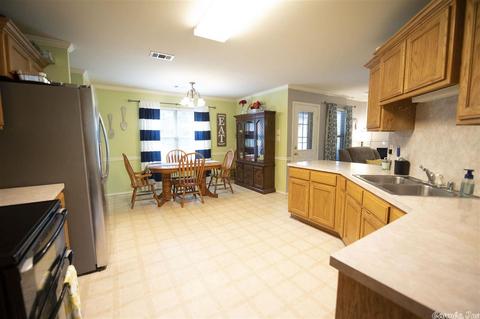 1302 Pleasant Pointe Cir, Bryant, AR 72022 photo 10