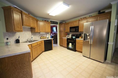 1302 Pleasant Pointe Cir, Bryant, AR 72022 photo 8