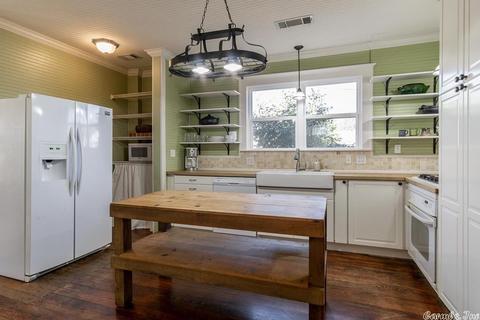 1321 Davis St, Conway, AR 72034 photo 8