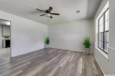 1805 Orangewood Cv, Beebe, AR 72012 photo 9