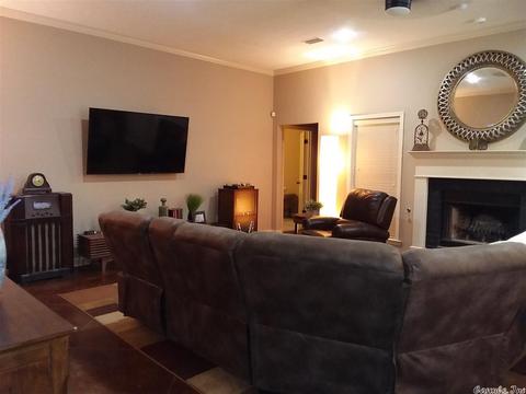 1065 Georgetown Dr, Conway, AR 72034 photo 4