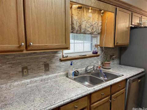 1201 Doyle, Benton, AR 72015 photo 13