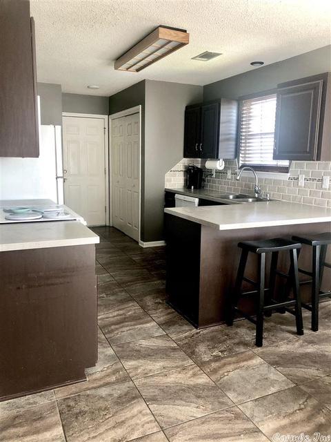 2406 Cherry Xing, Benton, AR 72015 photo 6
