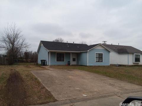 1304 Collier, Conway, AR 72032 photo 1