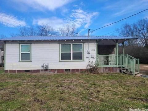 404 Second St, Mena, AR 71953 photo 3