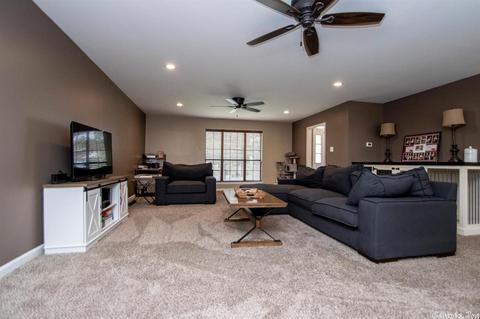 1315 River Oaks Dr, Benton, AR 72019 photo 5