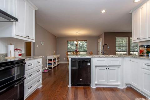 1315 River Oaks Dr, Benton, AR 72019 photo 12