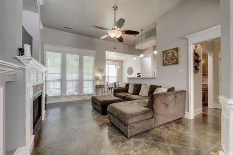 205 Wild Cherry Ln, Benton, AR 72015 photo 2