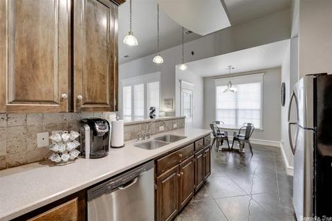 205 Wild Cherry Ln, Benton, AR 72015 photo 13